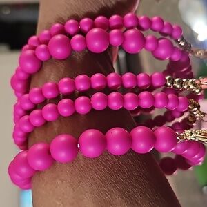5PCS Set Multi Layered Acrylic Beaded Stretch Bracelets for PLUS size wr…